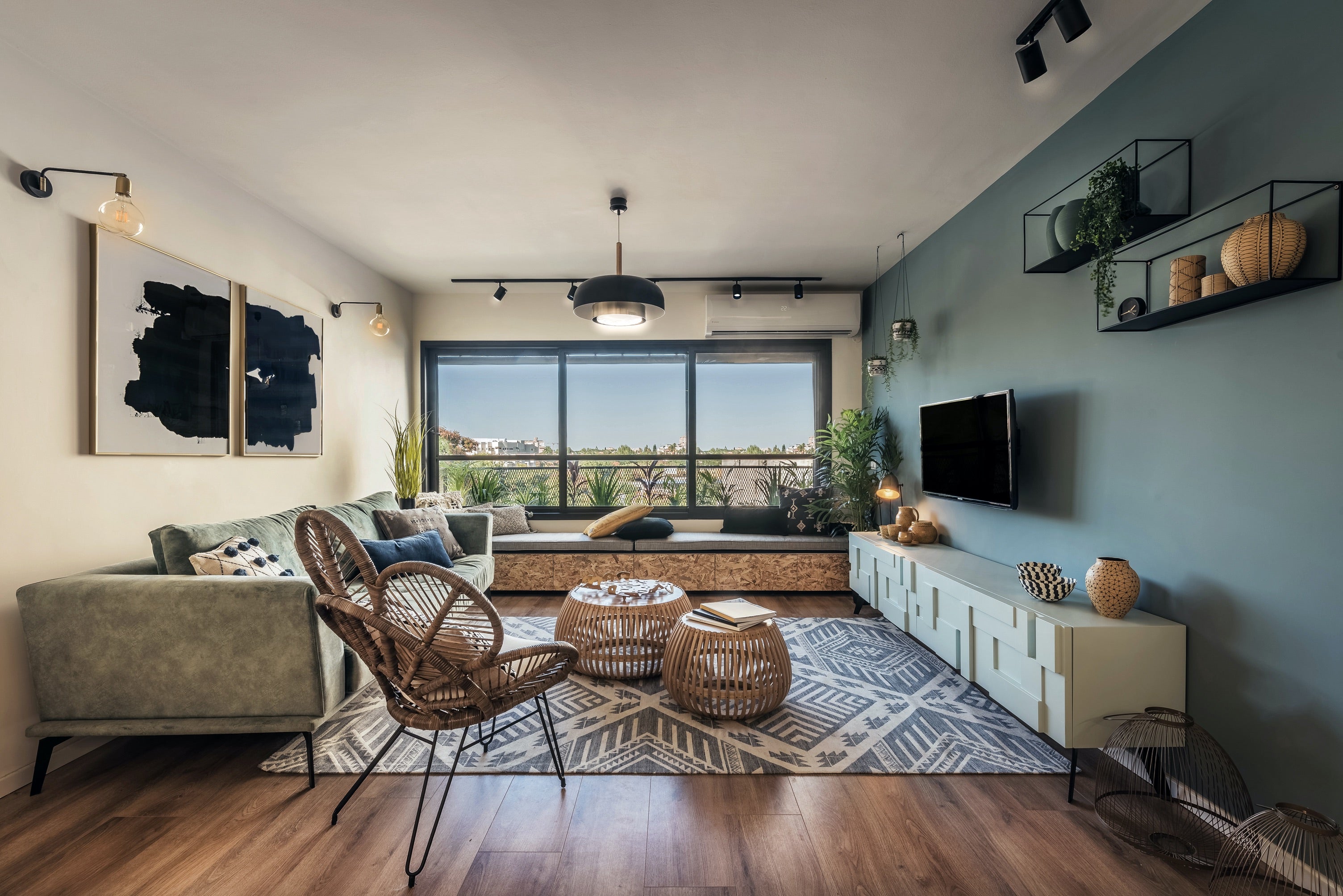 Herzliya Apartment | Orly Gonen